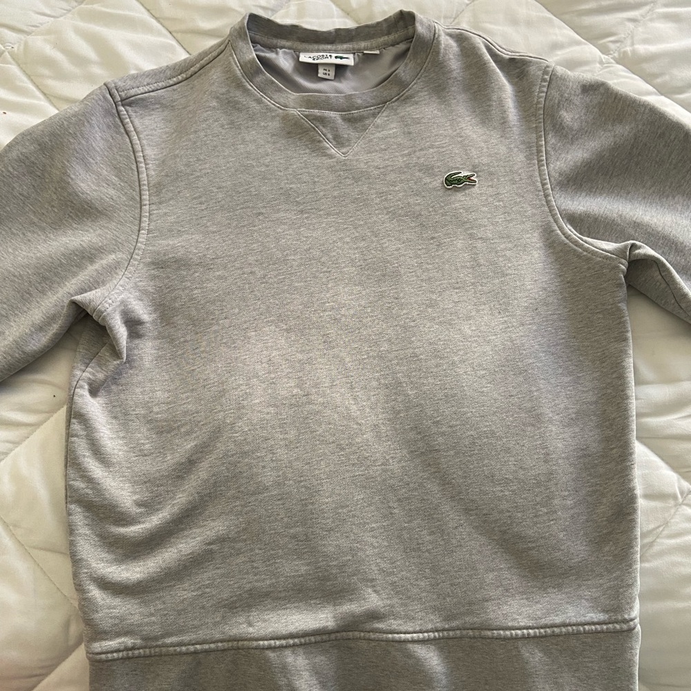 Lacoste grey pull